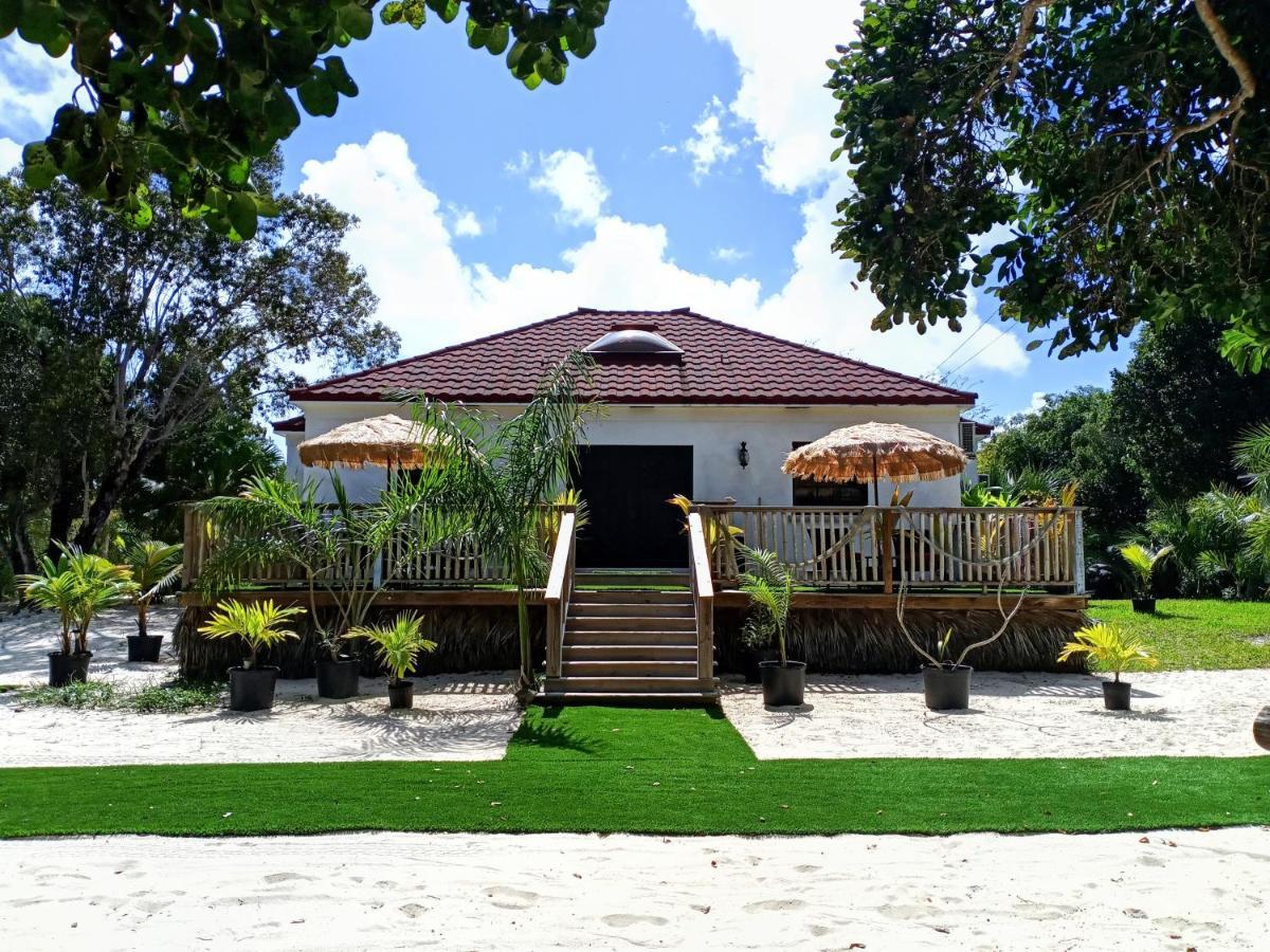 The Pilot House Hotel Rock Sound Ngoại thất bức ảnh
