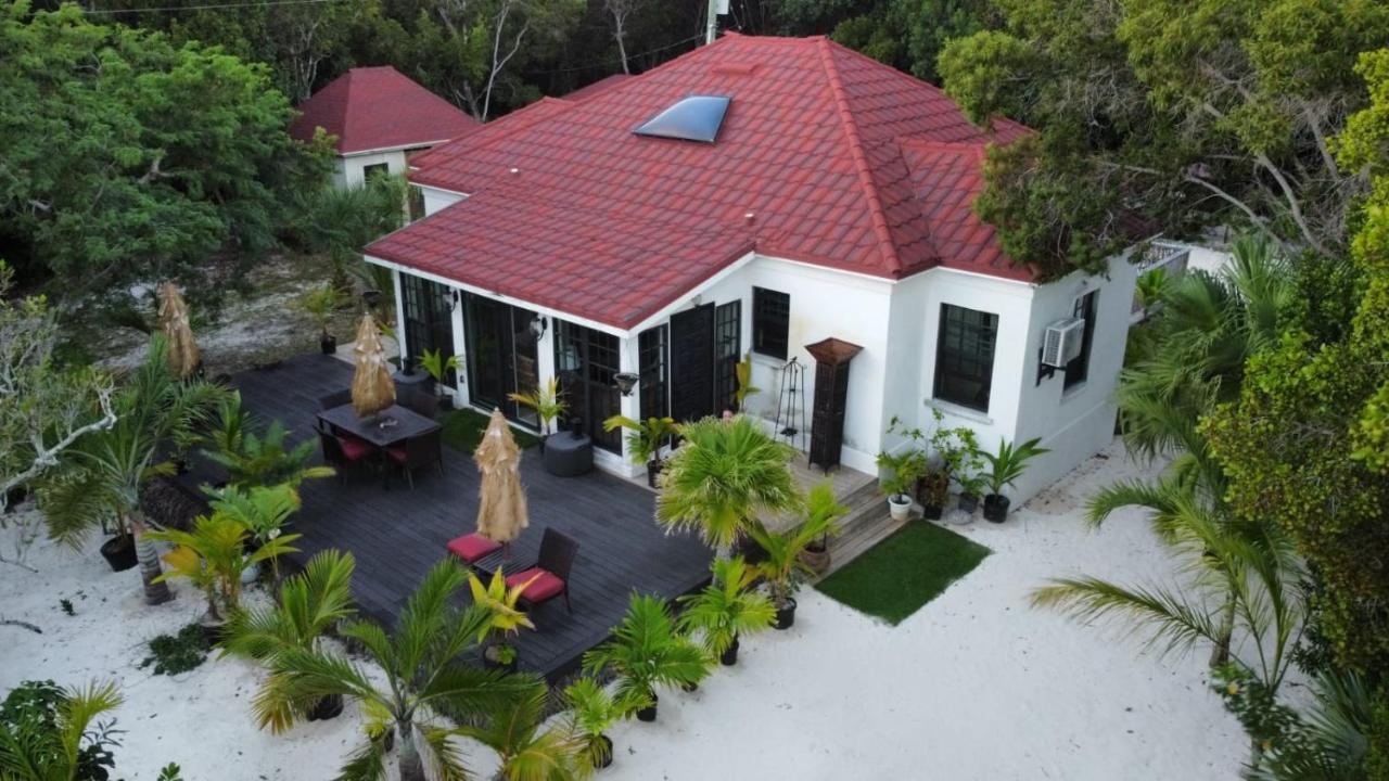 The Pilot House Hotel Rock Sound Ngoại thất bức ảnh