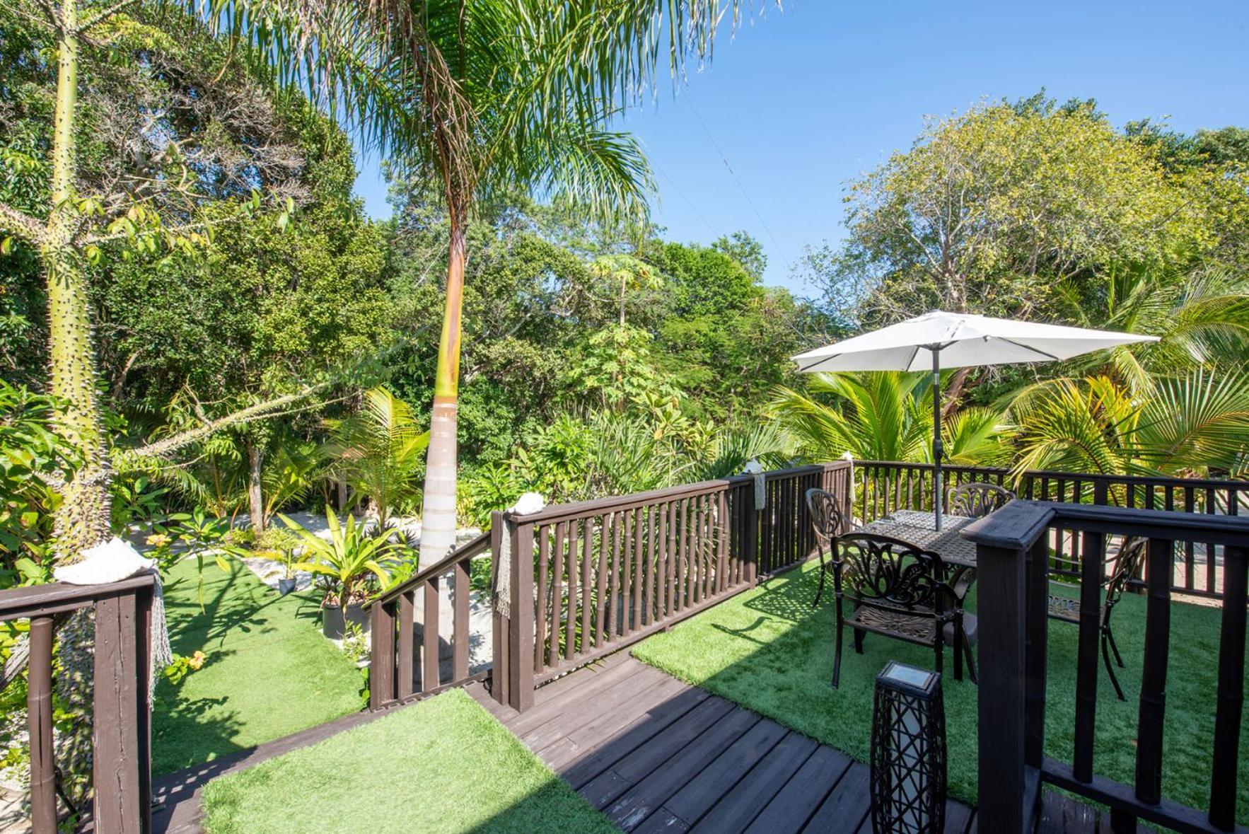 The Pilot House Hotel Rock Sound Ngoại thất bức ảnh