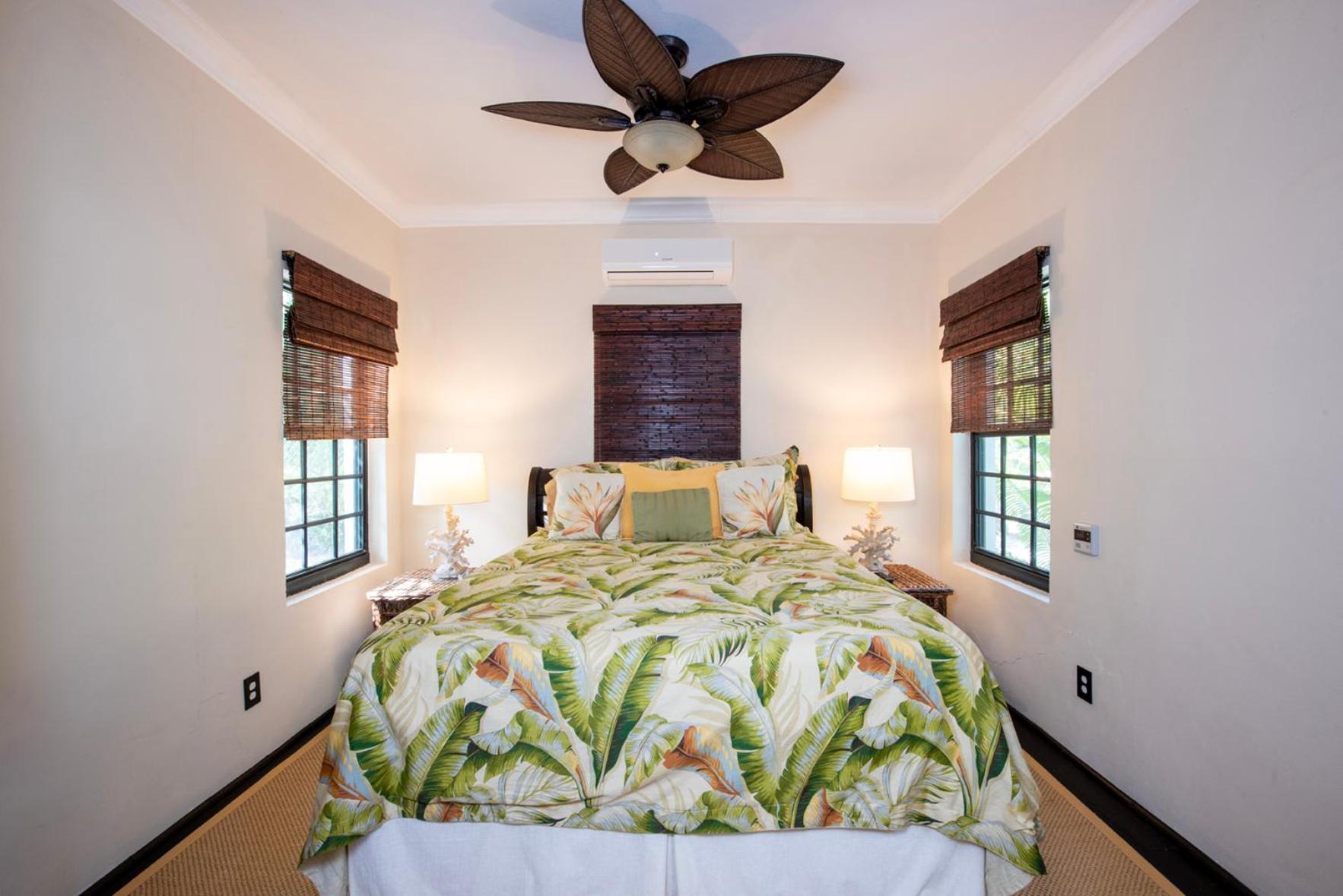 The Pilot House Hotel Rock Sound Ngoại thất bức ảnh