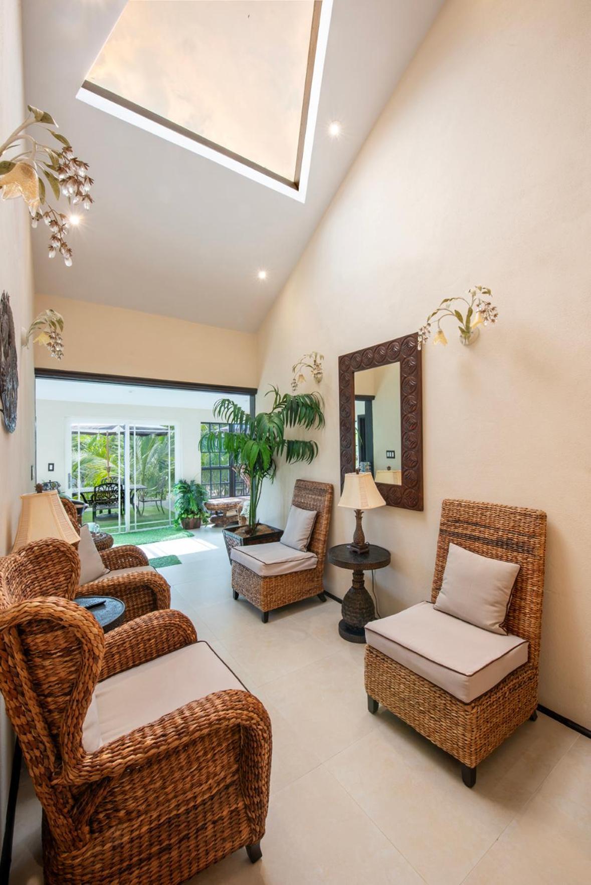The Pilot House Hotel Rock Sound Ngoại thất bức ảnh